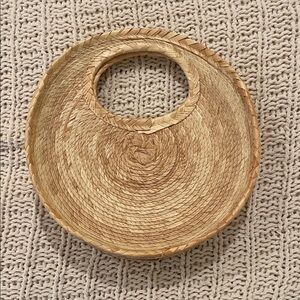 Chic Circular Straw handbag